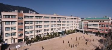 한라대 운곡관