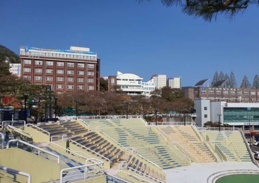 여명중학교