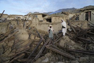 아프가니스탄, 규모 6.1 강진으로 사상자 속출