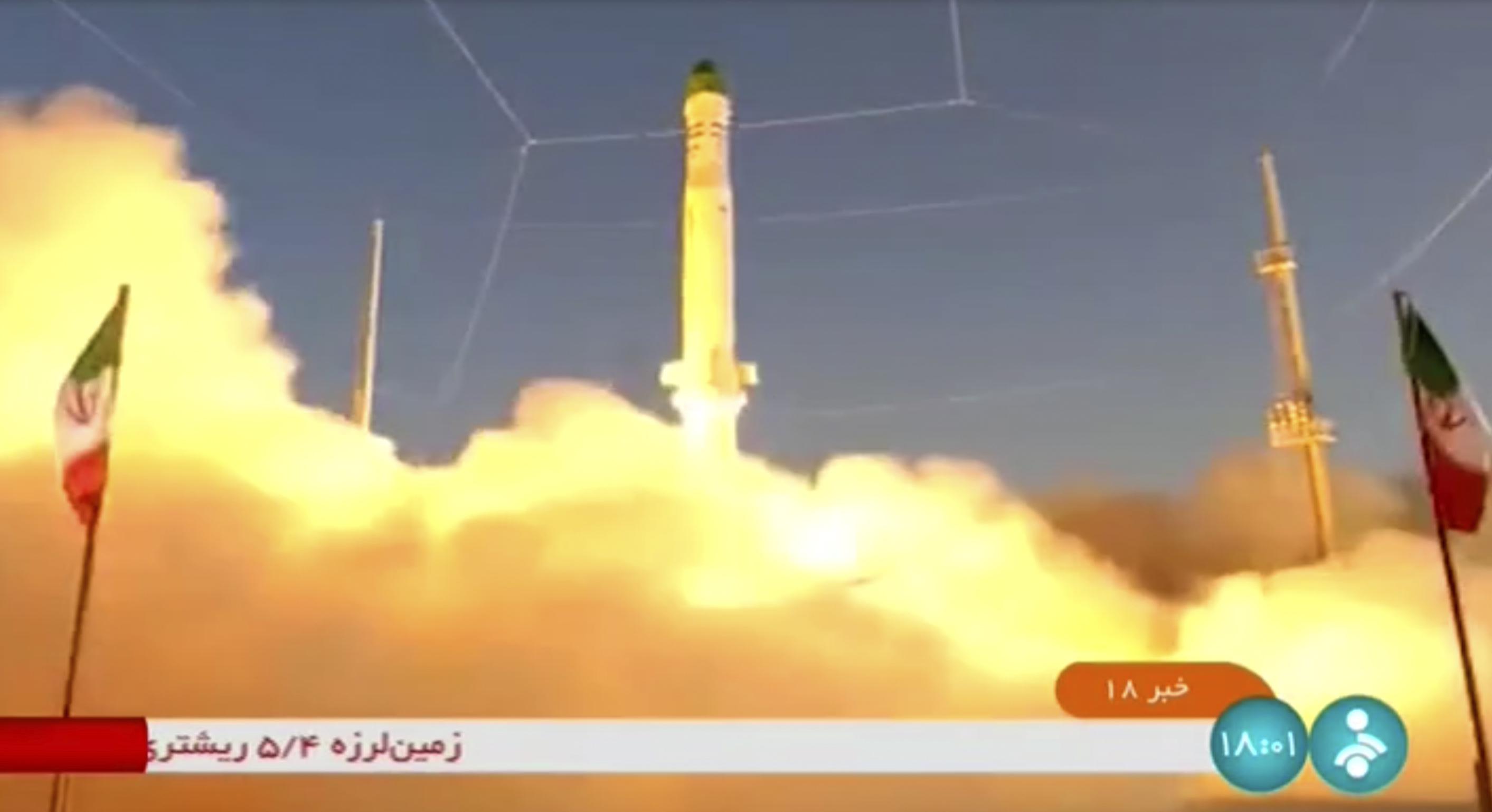 이란의 로켓 발사에 강대국들 긴장